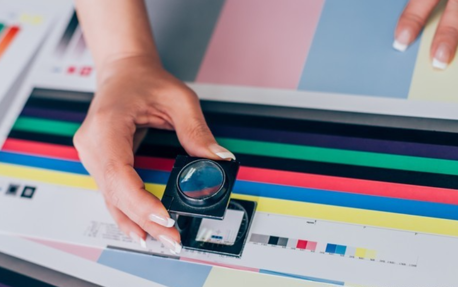 UV印刷新选择：UV打印机选型指南与伟德国际victor1946创新方案